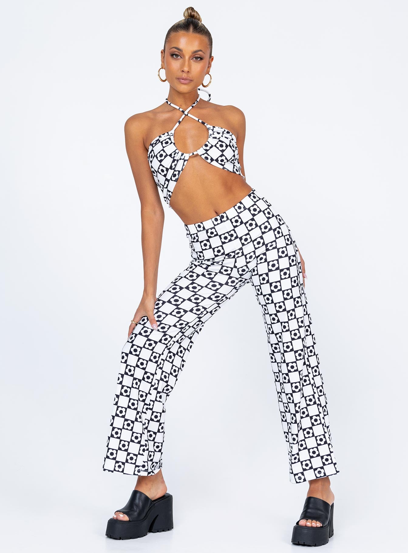 Latiana Set Black / White