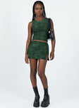 Matching set Mesh material Graphic print Tank top Mini skirt  Slit at side