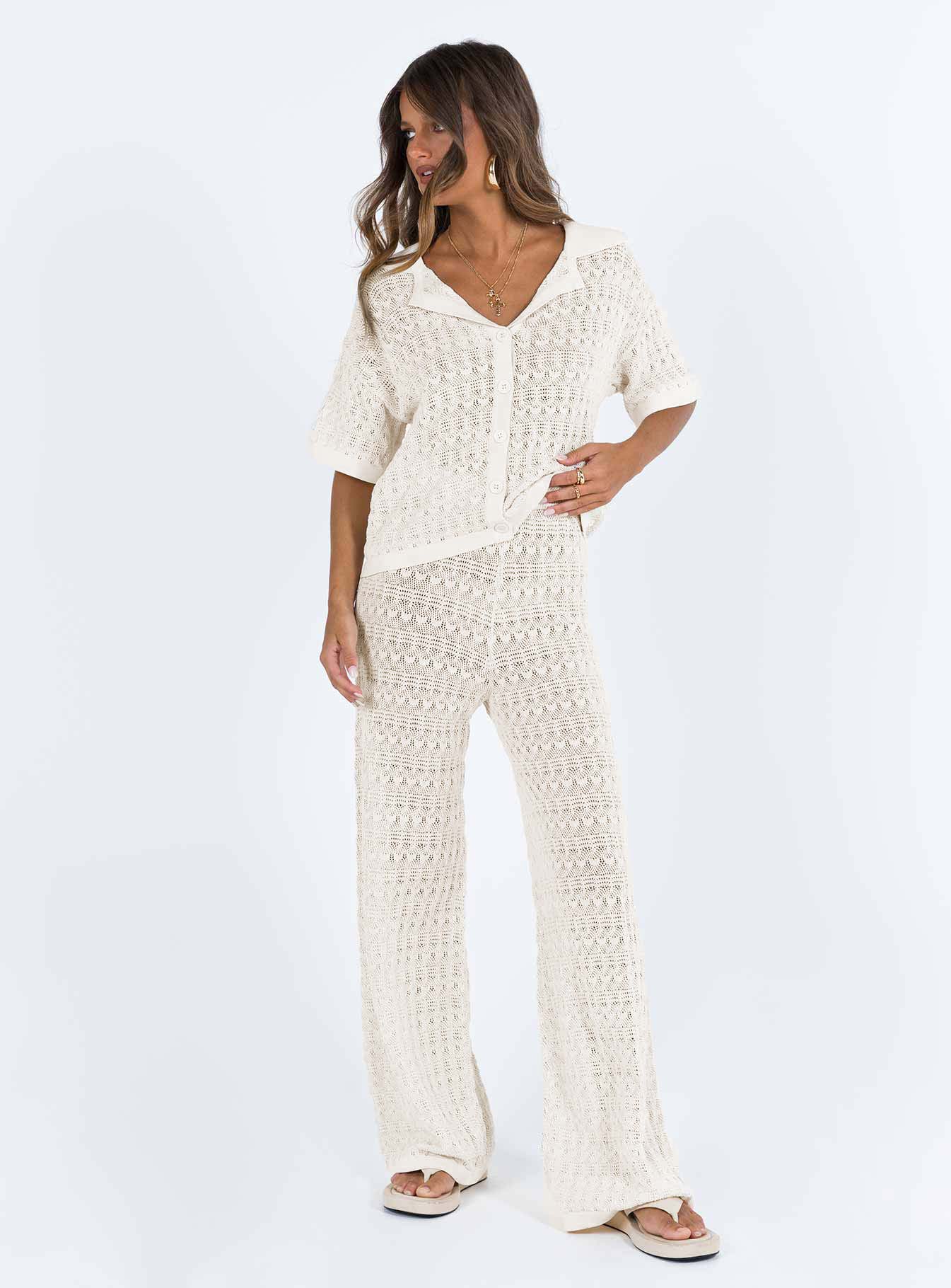 Matching set Knit material Cropped shirt Classic collar Button fastening at front Pants Thick elasticated waistband Wide leg Good stretch Unlined 