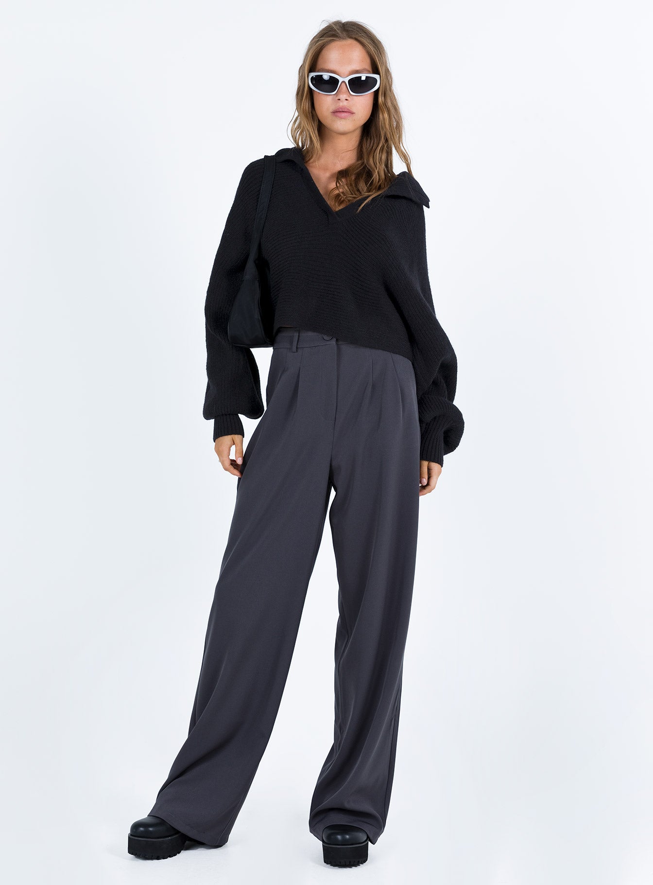 Tiara Cropped Sweater Black Princess Polly  regular 