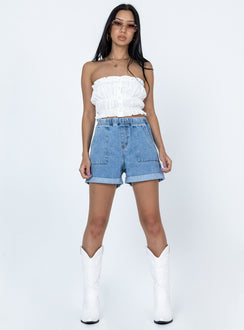 Shorts 100% cotton Mid-wash denim  High waisted  Elasticated waistband  Four-pocket design  Rolled hem 