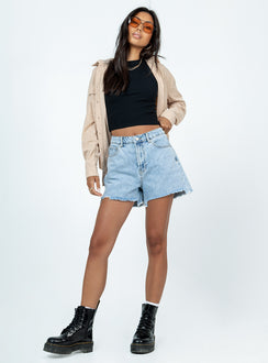 Kaylan Light Wash Frayed Shorts Denim