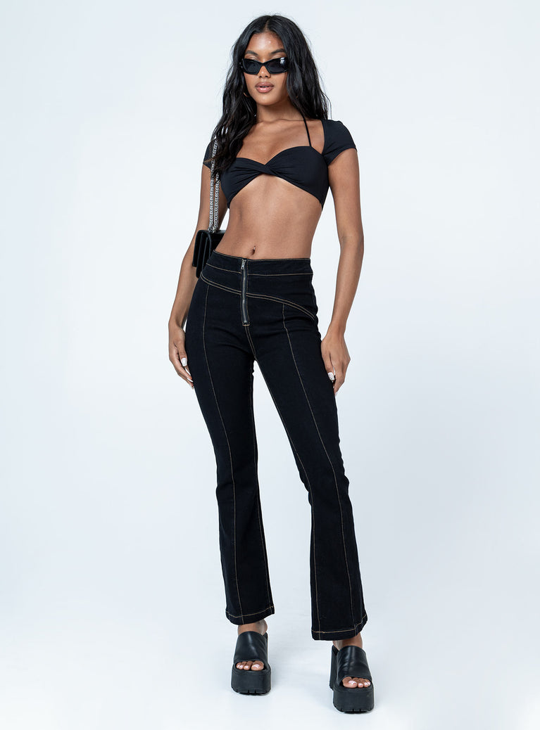 Crop top 90% recycled polyester 10% elastane Cap sleeves Elasticated shoulders Twisted bust Good stretch Lined bust
