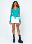 Green long sleeve top Ribbed material Classic collar V neckline