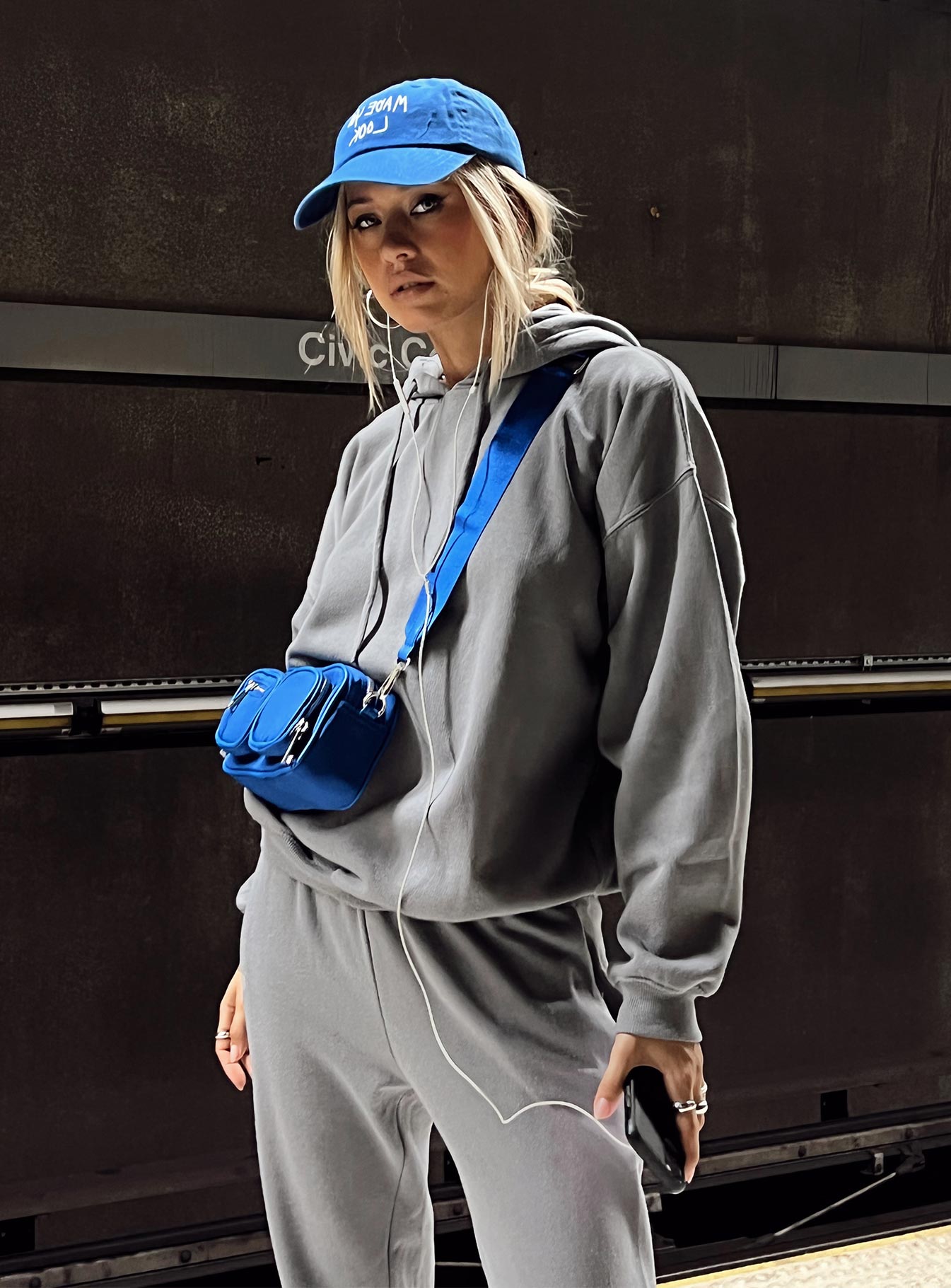 Ritu oversized hooded charcoal