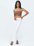 Strapless top Soft knit material  Diagonal stitching  Inner silicone strip at bust  Good stretch 