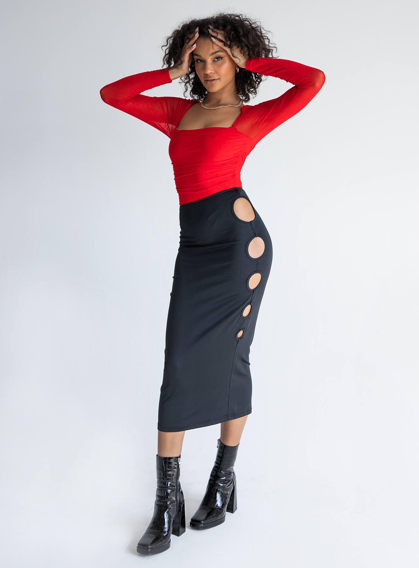   front view of model wearing Princess Polly Alice Keyhole Maxi Skirt Black 