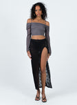 Long sleeve top Sheer material Adjustable straps Off the shoulder sleeves Folded neckline Invisible zip fastening at side