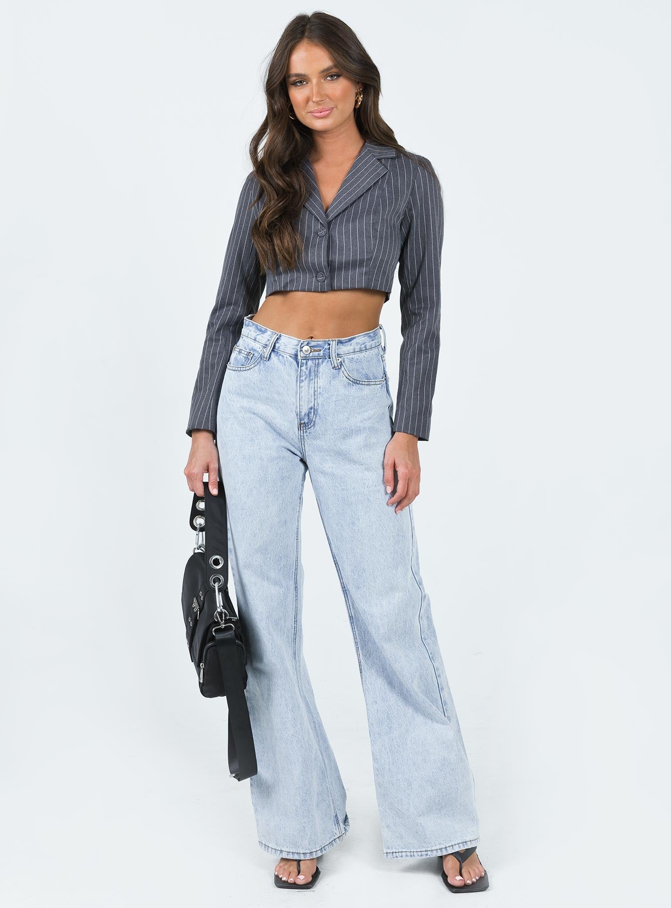 Cropped blazer Pinstripe print Lapel collar Button fastening at front