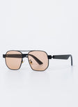Sunglasses UV 400 Aviator style  Metal frame  Pink tinted lenses  Adjustable silicone nose pads 