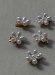 Hair clip pack 90% recycled plastic 10% steel Pack of five  Pearl design  Gold-toned clip 