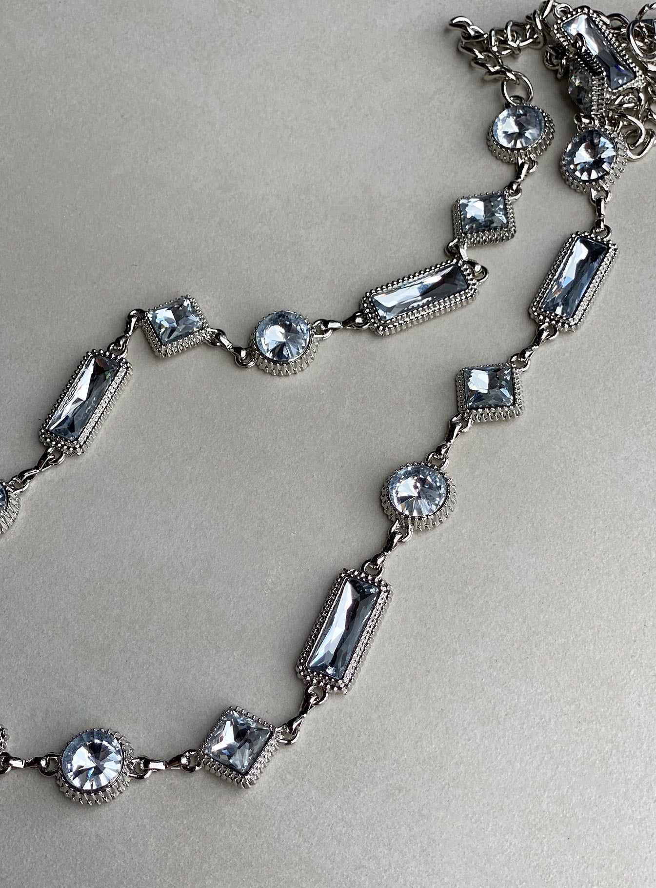 Chain belt Silver toned  Oversized rhinestones Lobster clasp fastening 