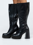 Boots Faux leather material Zip fastening at side Rounded toe Platform base Block heel