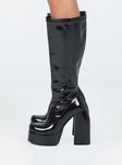 Temptation Boots Black