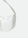 Shoulder bag Faux croc leather Adjustable shoulder strap Gold-toned hardware Zip fastening Flat base
