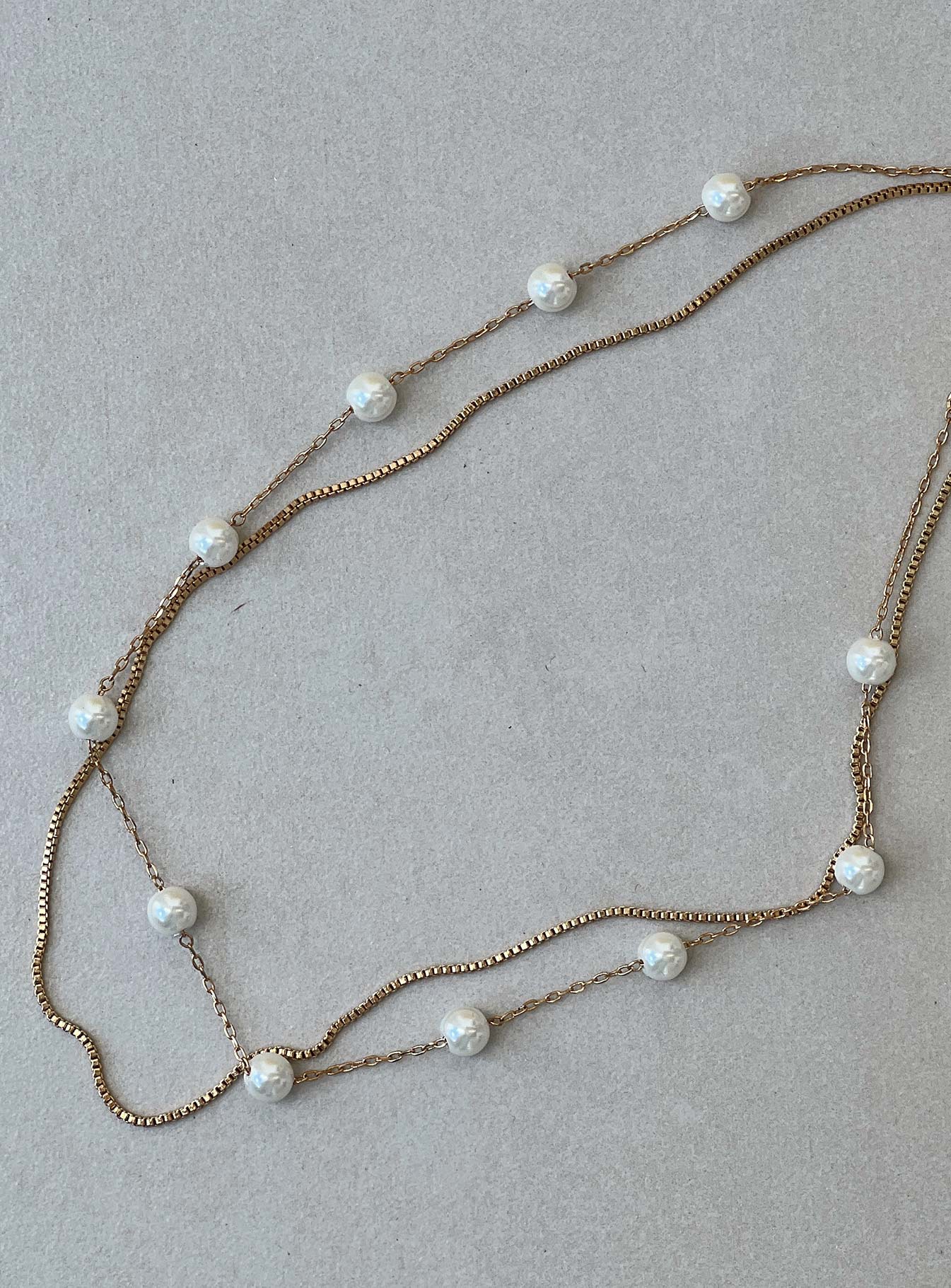 Necklace pack Two dainty chains Pearl detail Lobster clasp fastening