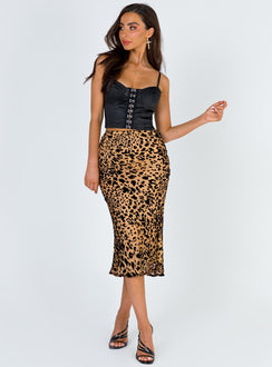 front view of model wearing Princess Polly Leksi Top 