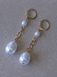 Lutana Pearl Earrings Gold / White