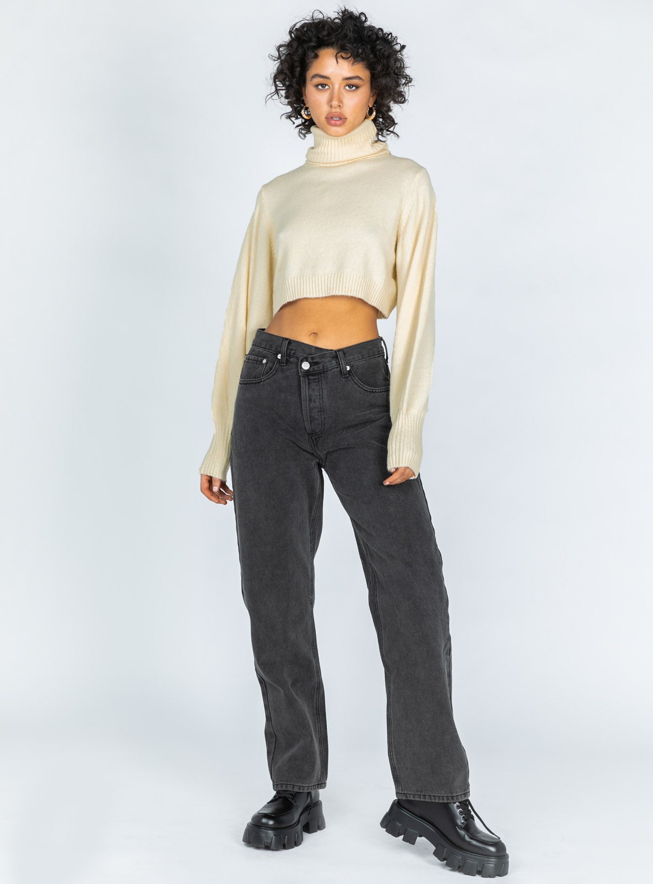 Zahara Cropped Turtleneck Sweater Cream Princess Polly  Cropped 