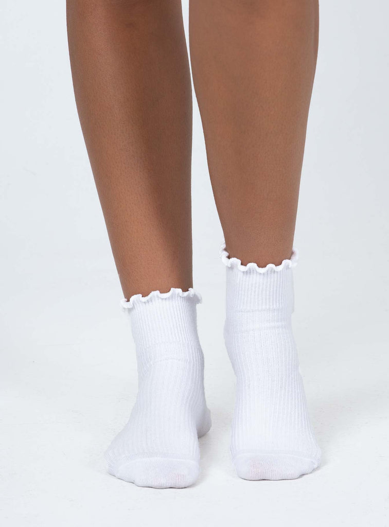 Robeez Ruffle Socks Ribbed Ruffle Socks White | Princess Polly