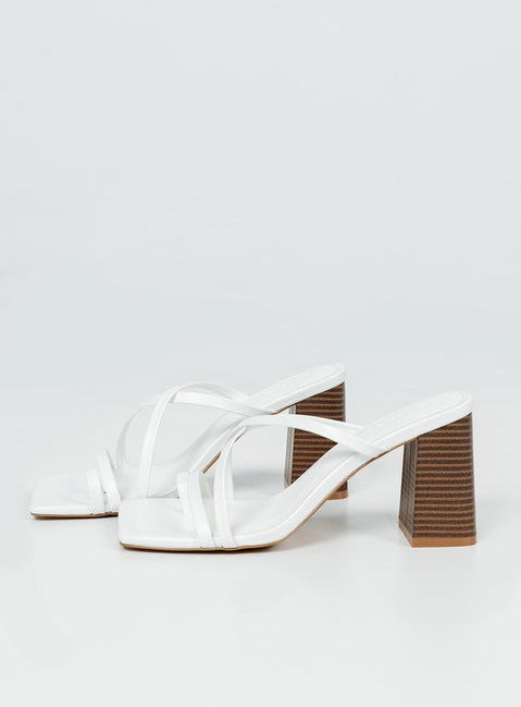 Layla Heels White
