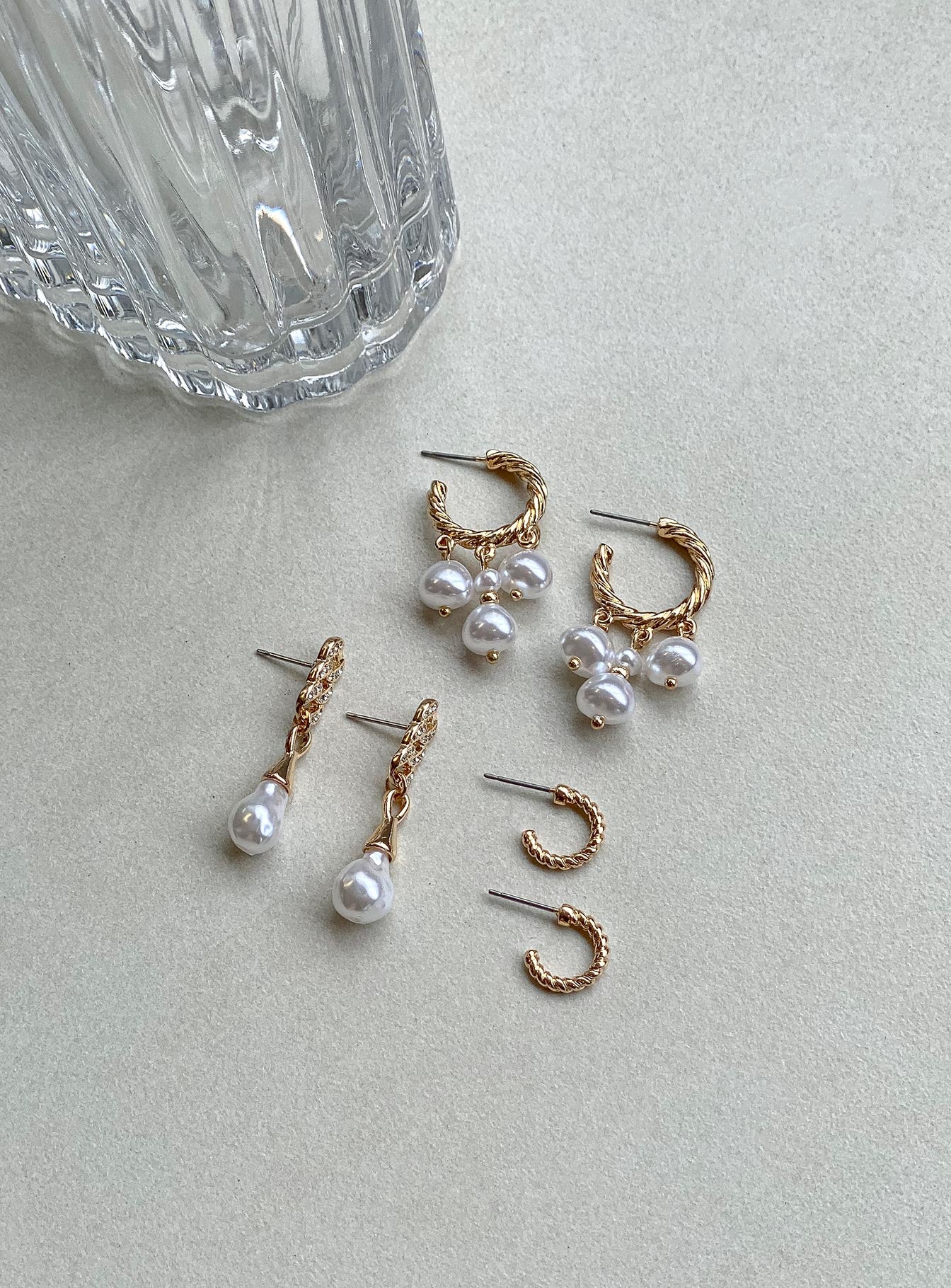 Earring pack Pack of three Hoop look Stud fastening Pearl drop charms