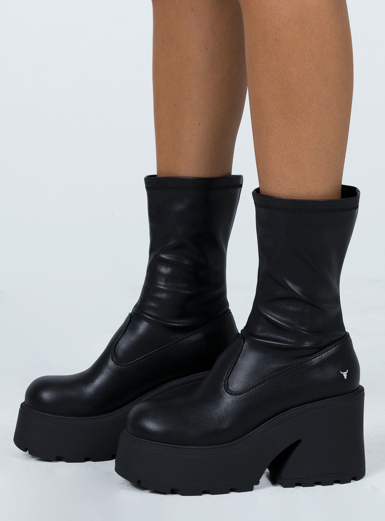 Windsor smith clearance metz black boot