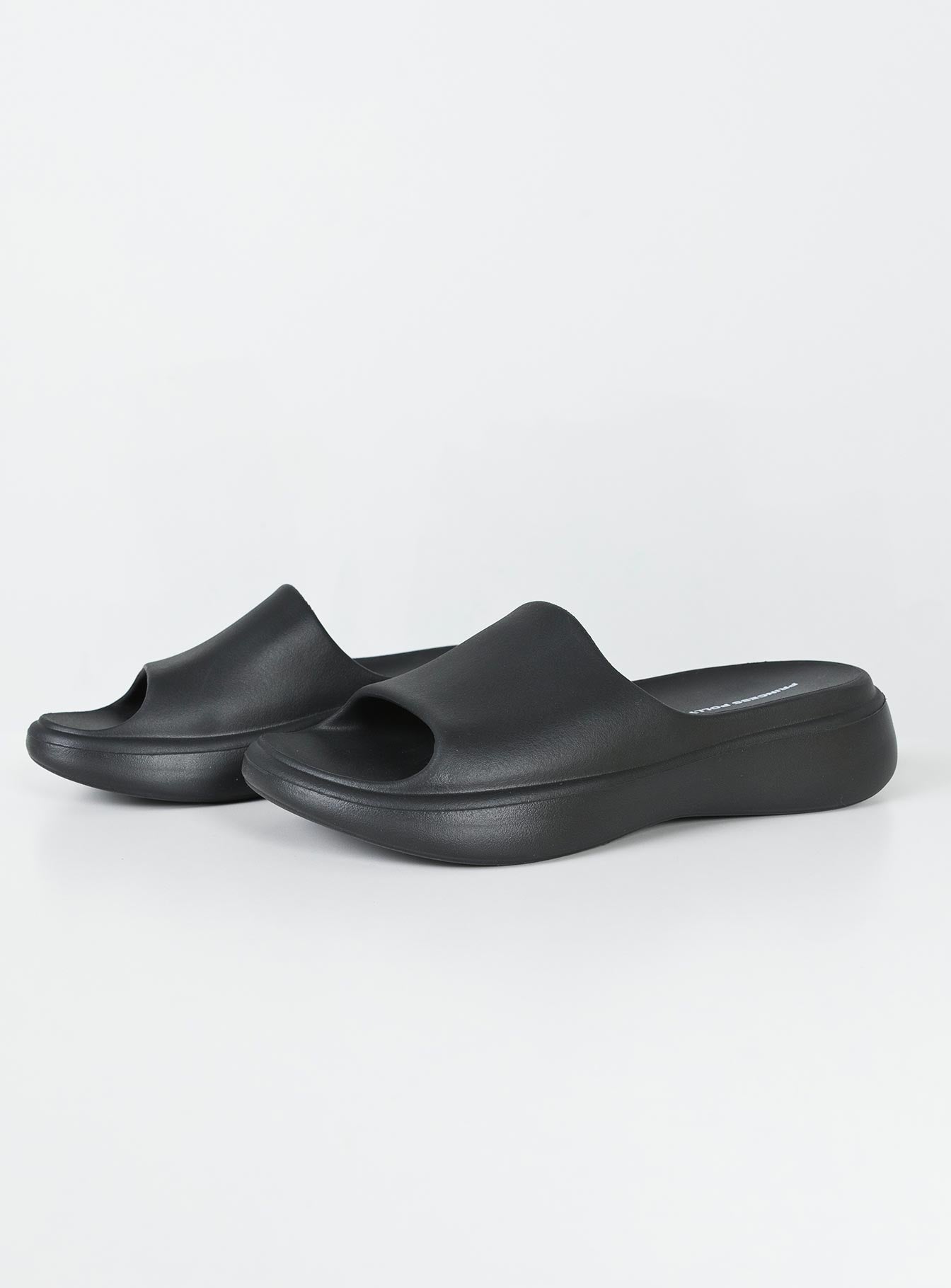 Slides Single upper Moulded footbed Smooth finish