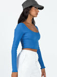 Long sleeve top Ribbed material Wide scooped neckline Good stretch Unlined 