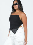 Strapless top Pointed neckline Ruched sides Zip fastening at back Boning through front Layered hem