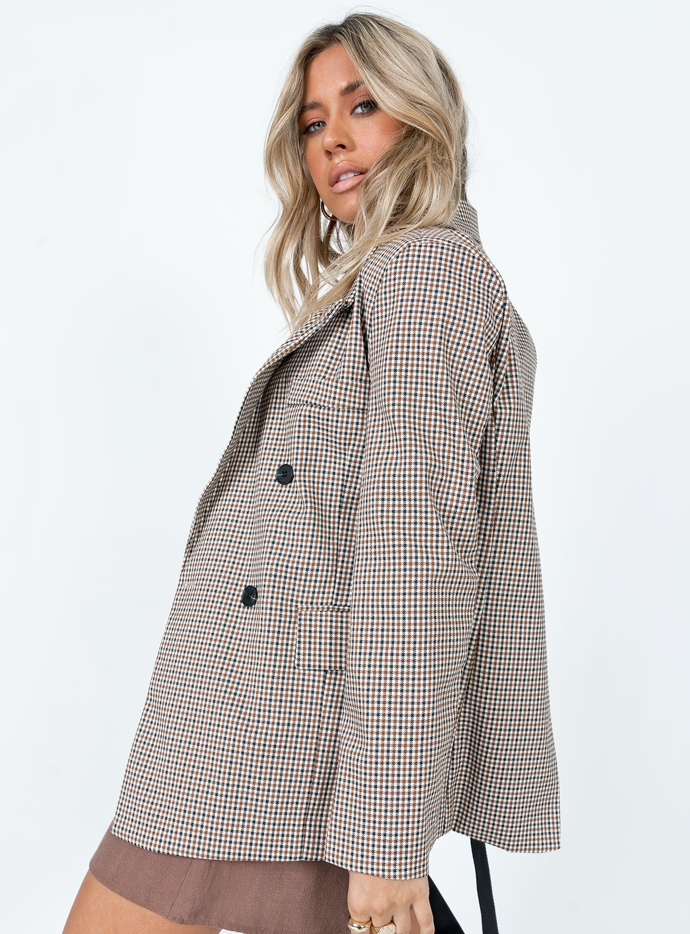 Blazer Plaid print  Lapel collar  Button front fastening  Faux chest pocket 