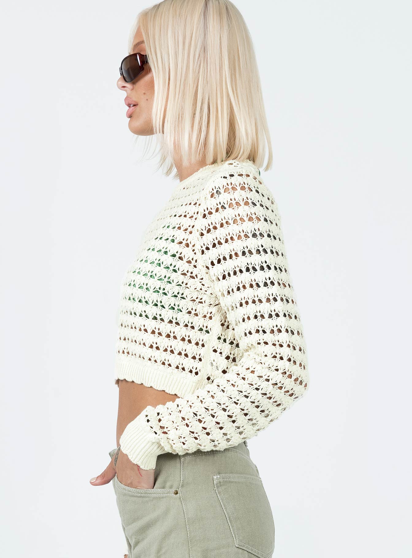 Robbie Sweater Cream Princess Polly  Cropped 