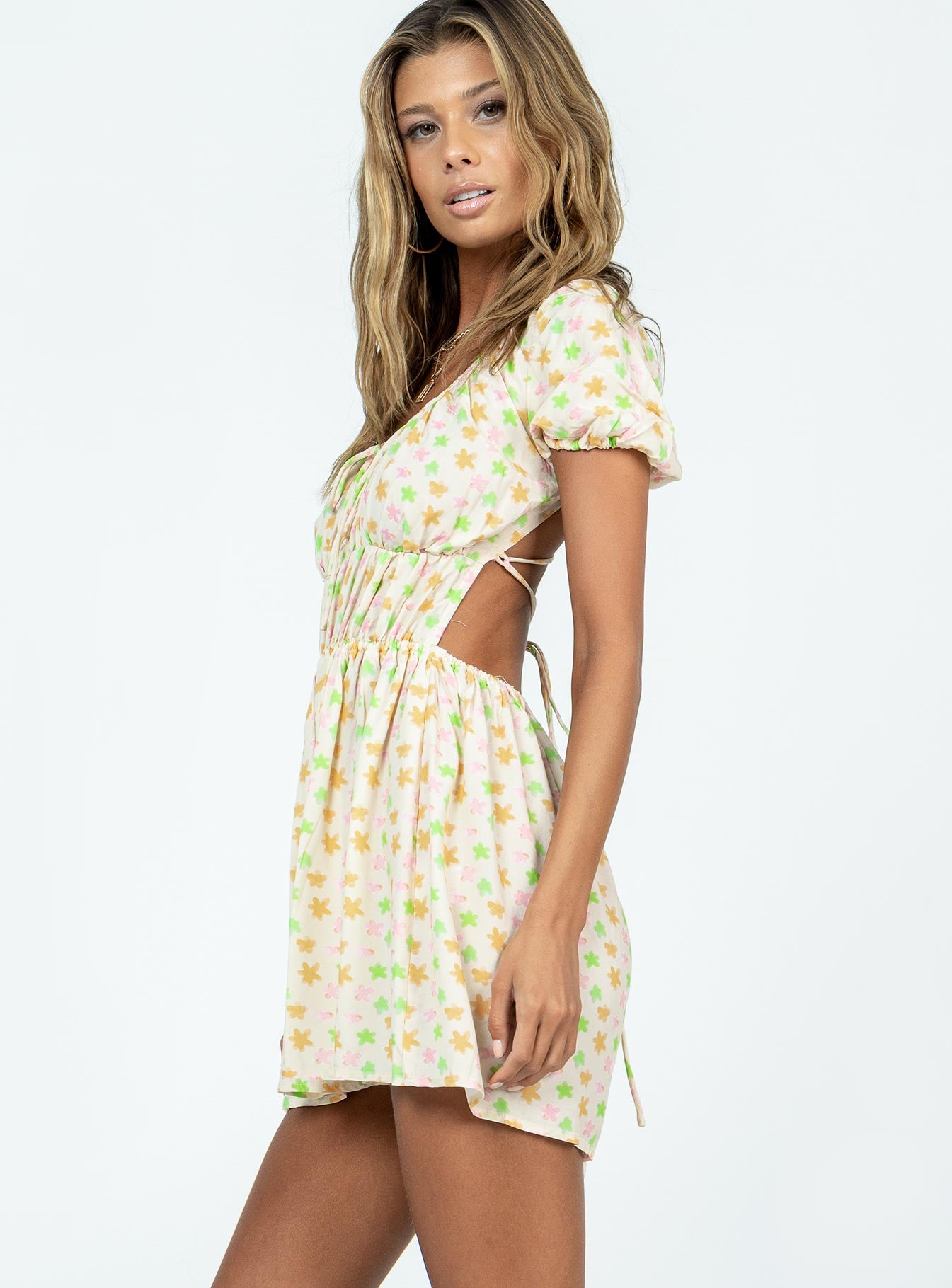 Romper Floral print  Puff sleeves Elasticated necklines & waistbands Back tie fastening  Low back 