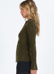 Green long sleeve top Ribbed knit material Classic collar V neckline Button fastening at front Flared cuffs with slit