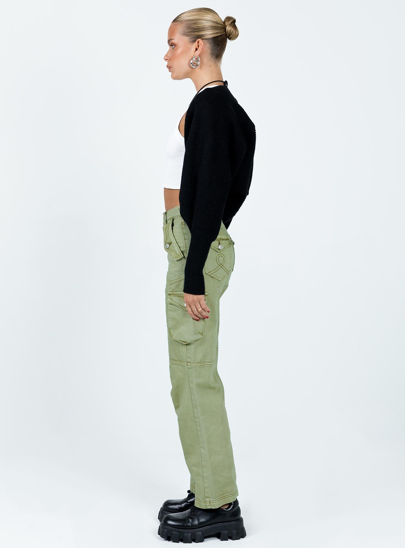 Front view of model wearing  front Princess Polly High Waisted Pants  Oswell Cargo Pants Green