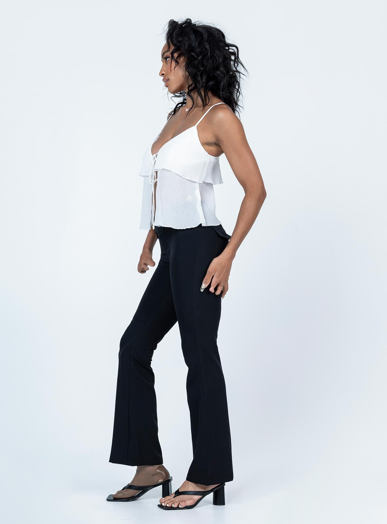 Yianna Low Waist Flare Pant Black