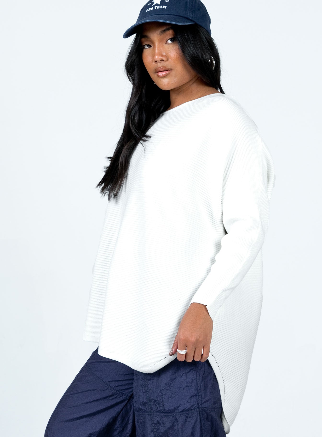 Radio Star Sweater White Princess Polly  long 