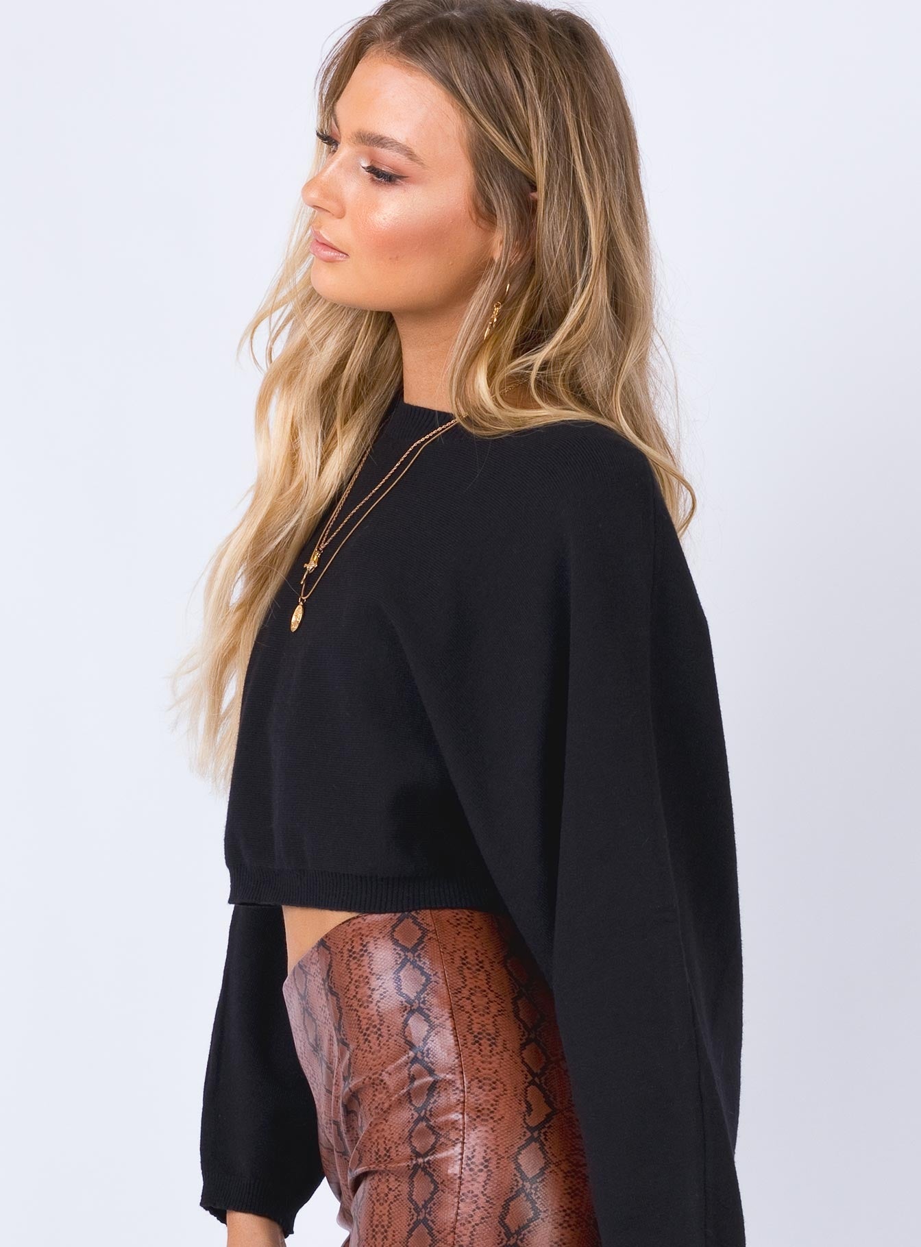 The Thorpe Cropped Sweatshirt Black Princess Polly  Cropped 