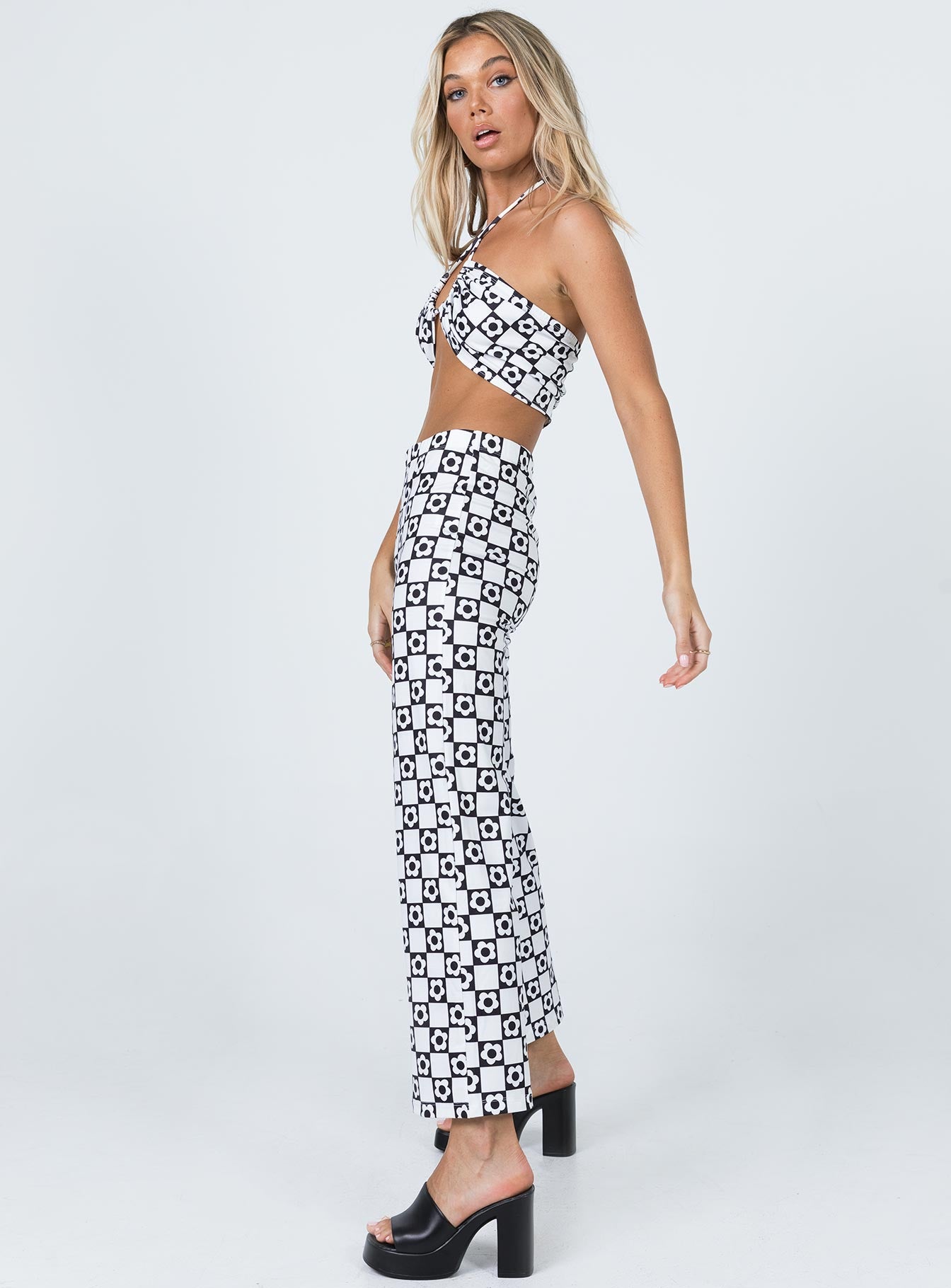 Latiana Set Black / White