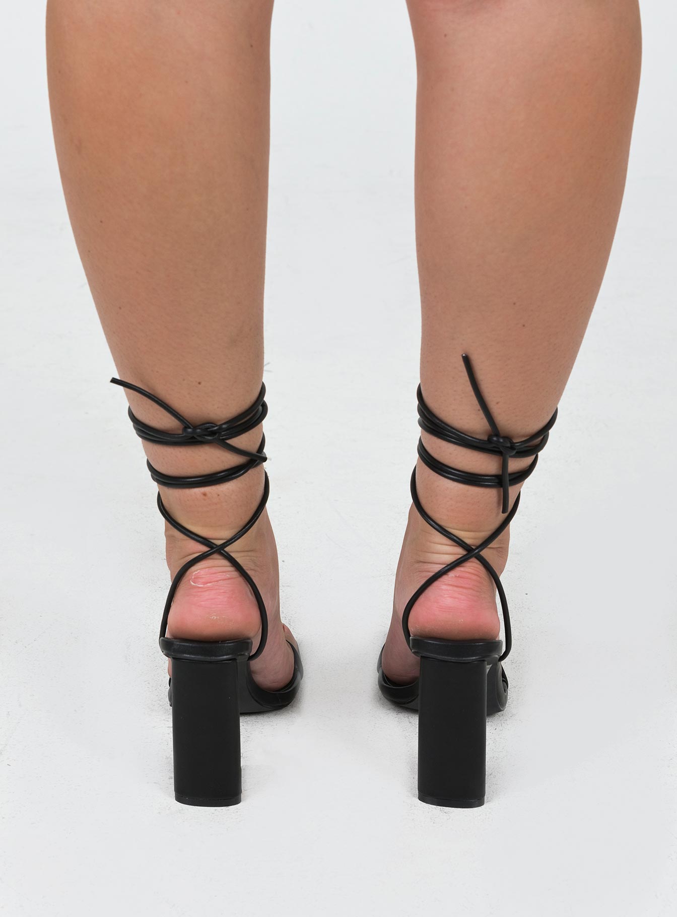 Heels Squared toe Single thin strap upper Ankle wrap fastening Shaved block heel