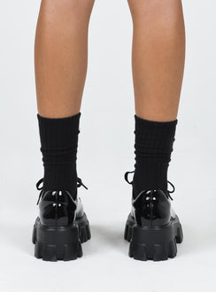 Platform shoes Faux patent leather Lace up fastening Chunky tread Padded ankle  Man made upper, lining & sole