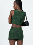 Matching set Mesh material Graphic print Tank top Mini skirt  Slit at side