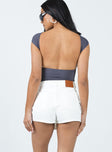 Denim skort Belt loop waist Zip & four button fastening Classic five-pocket design Skort style