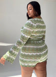 Knit set Crochet knit material Long sleeve top Cropped design Scoop neckline High waisted shorts