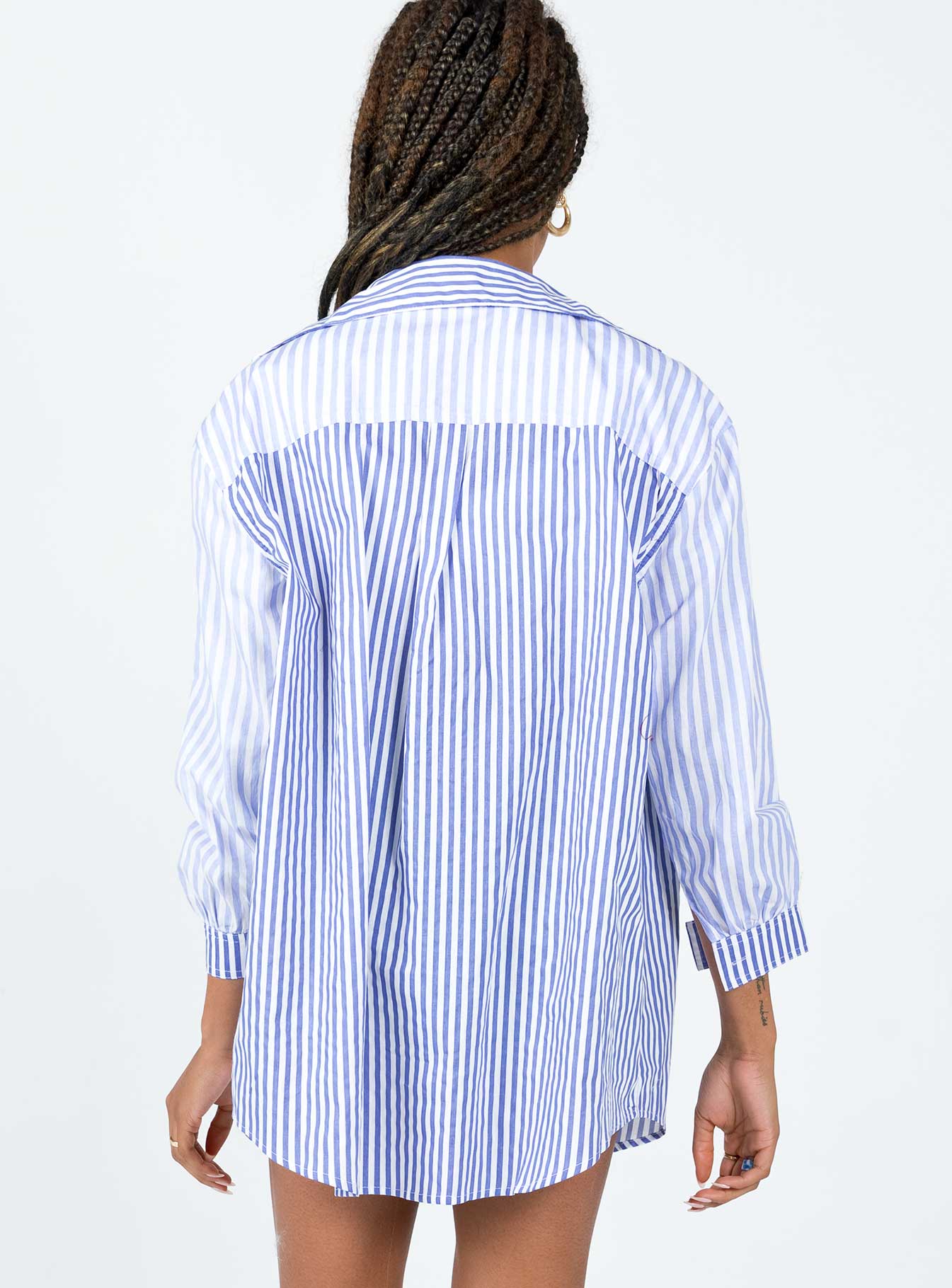 back view of model wearing Princess Polly Robinson Top Blue 