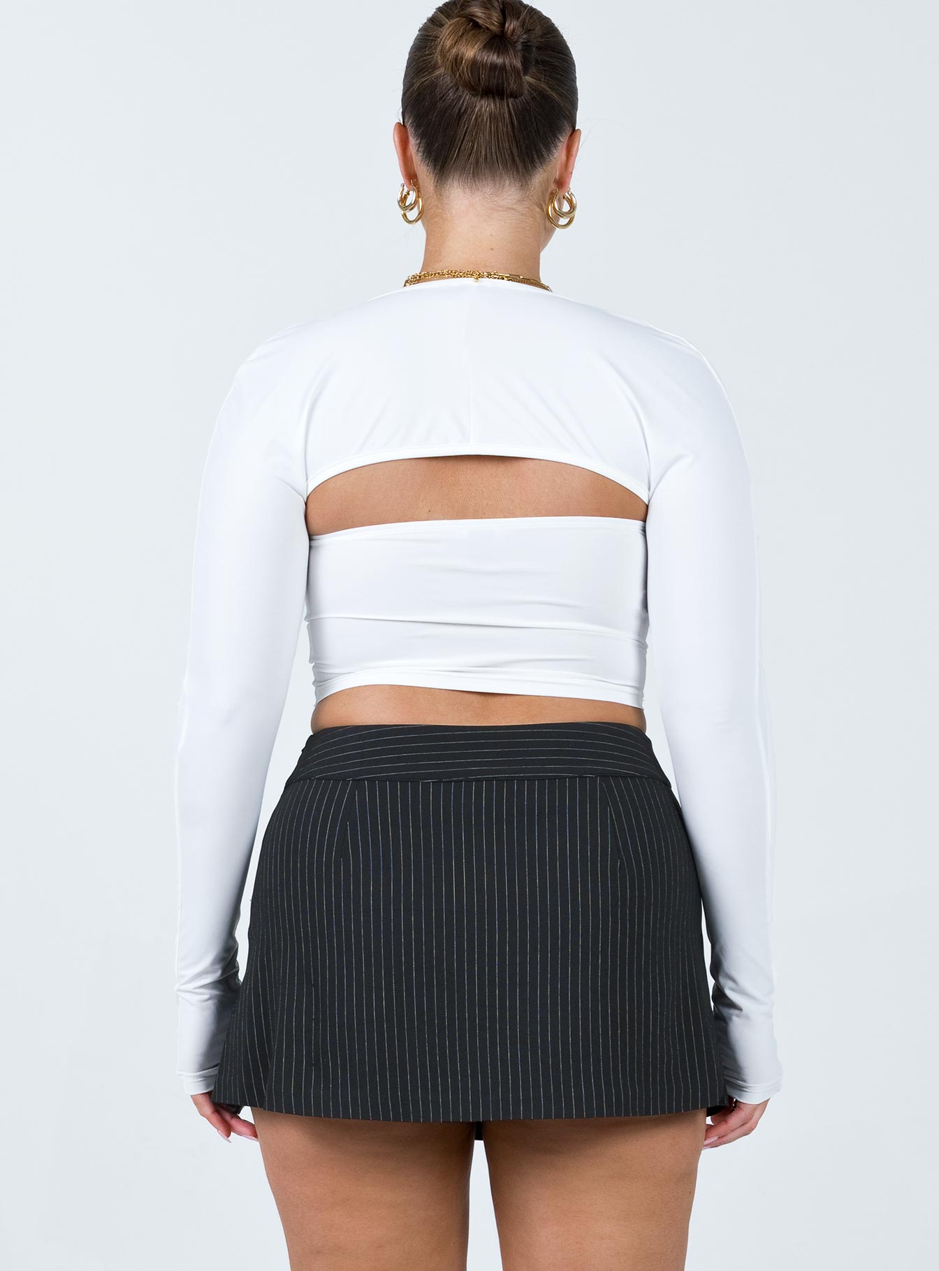 Bella Hadid's Micro-Mini Skirt Is A Summer Denim Trend