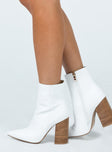 Billini Tio Boots White