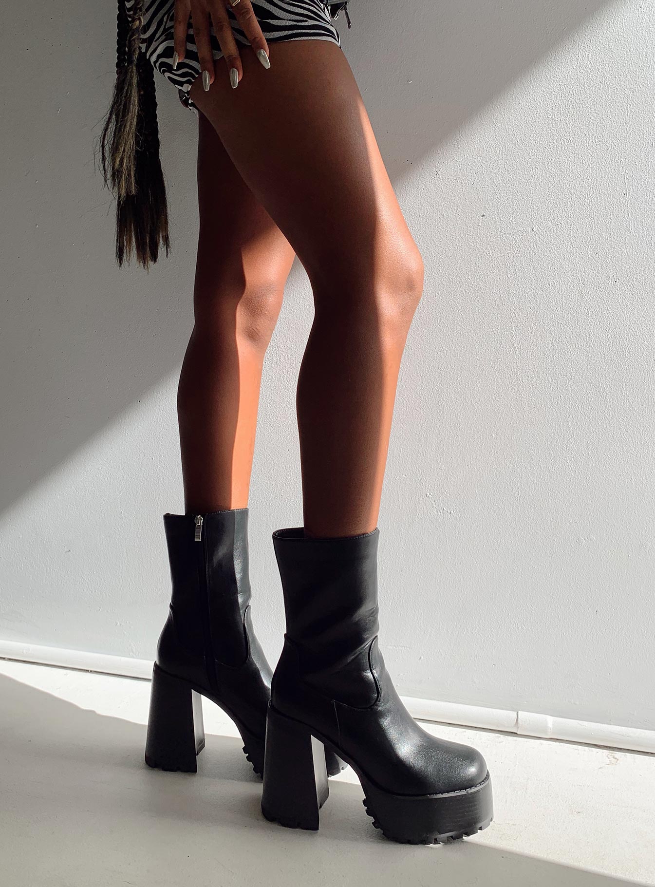 Chic / Beautiful Black Casual Ankle Womens Boots 2021 7 cm Thick Heels  Pointed Toe Boots High Heels
