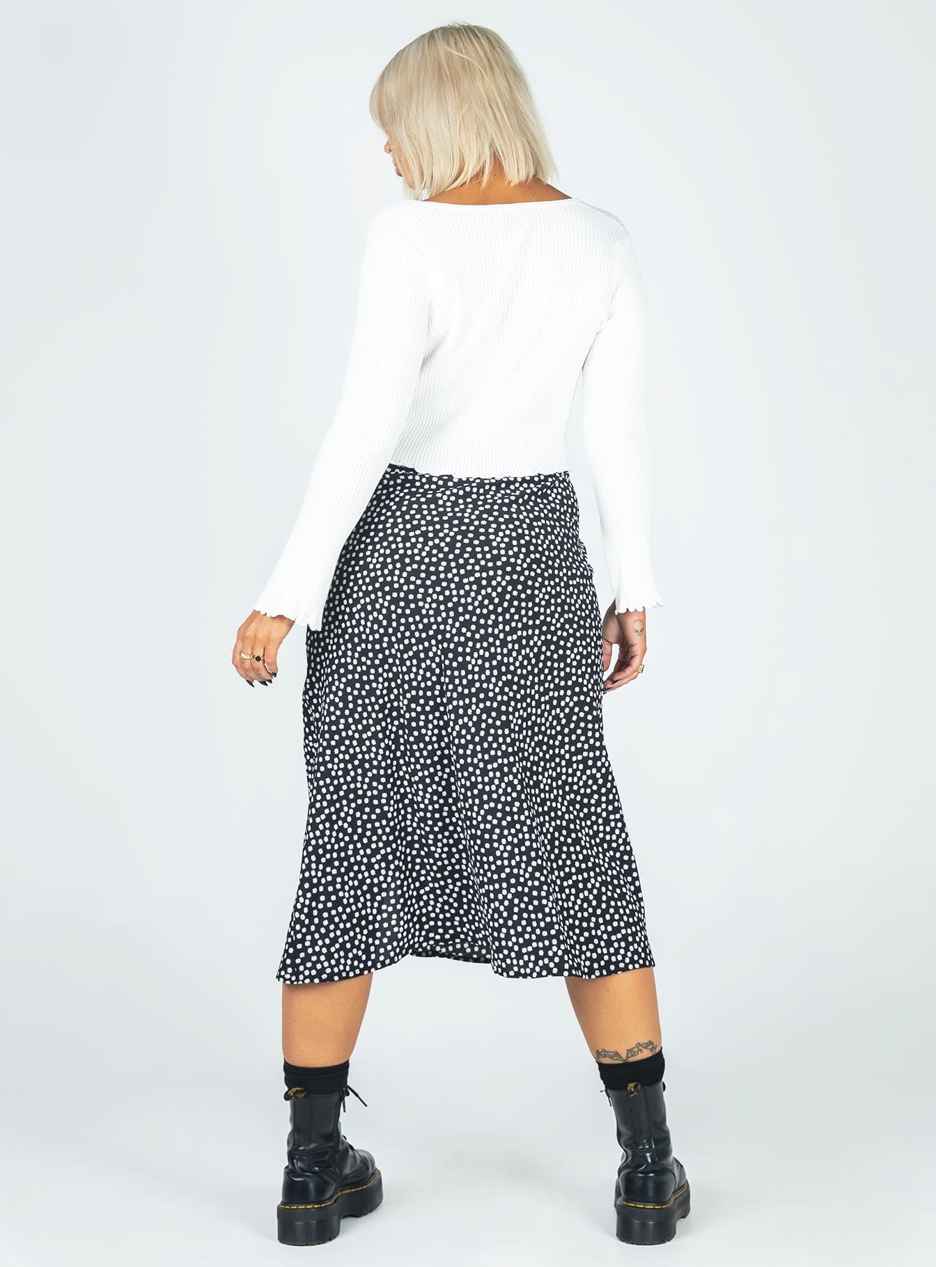 product Mabel Midi Skirt Black/White Princess Polly  Midi Skirts 