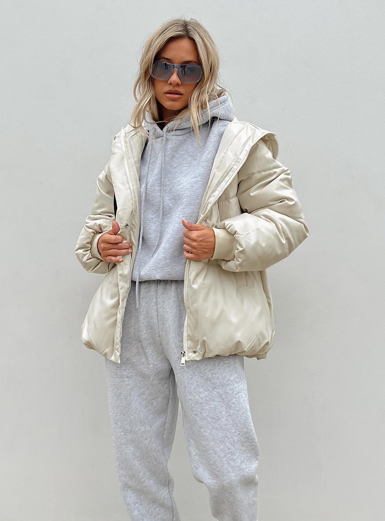 Stone puffer jacket online with hood